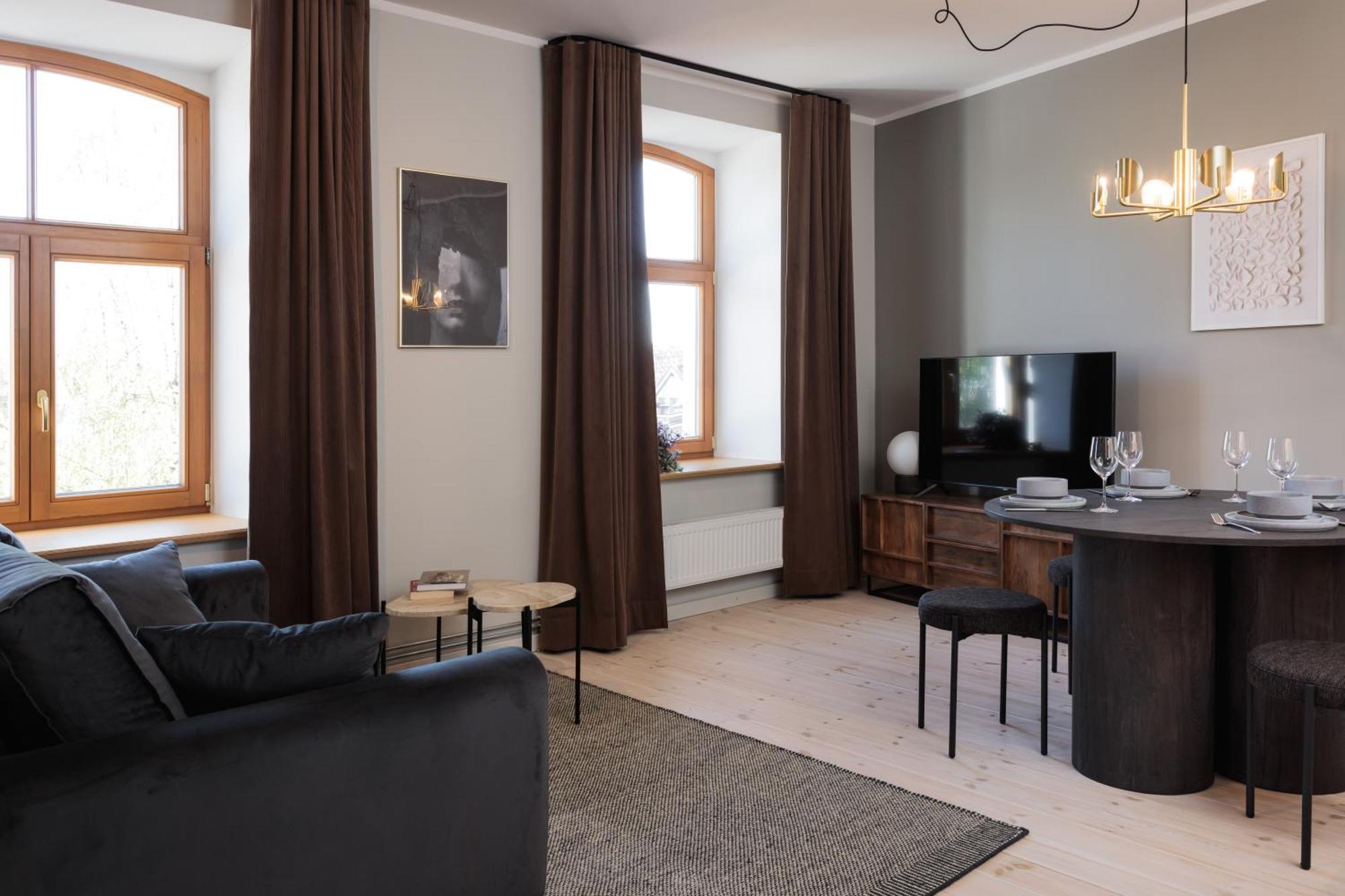 Centra Nams - Center Apartments Cēsis Buitenkant foto